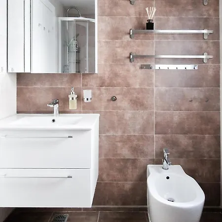 Apartament With Cinema & Work Space *