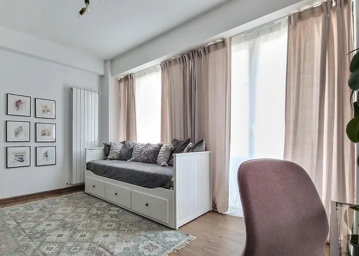 With Cinema & Work Space Apartman