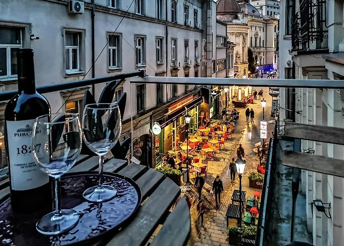 With Cinema & Work Space Lejlighed