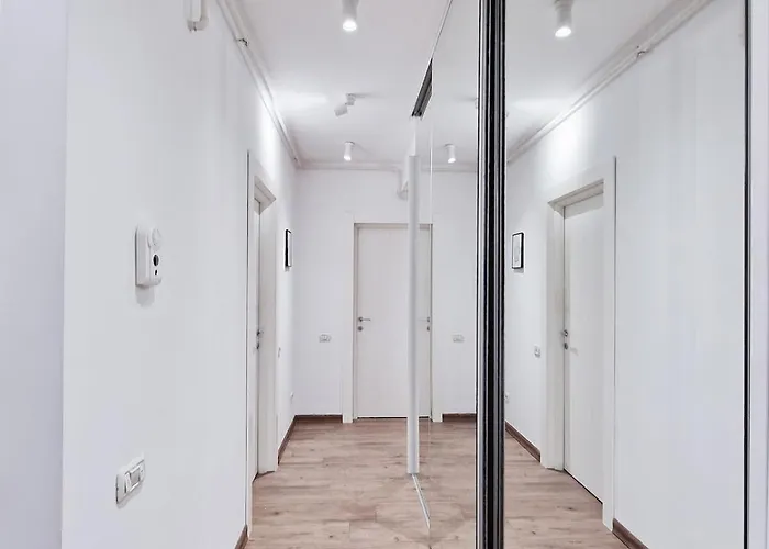 With Cinema & Work Space Apartamento Bucarest